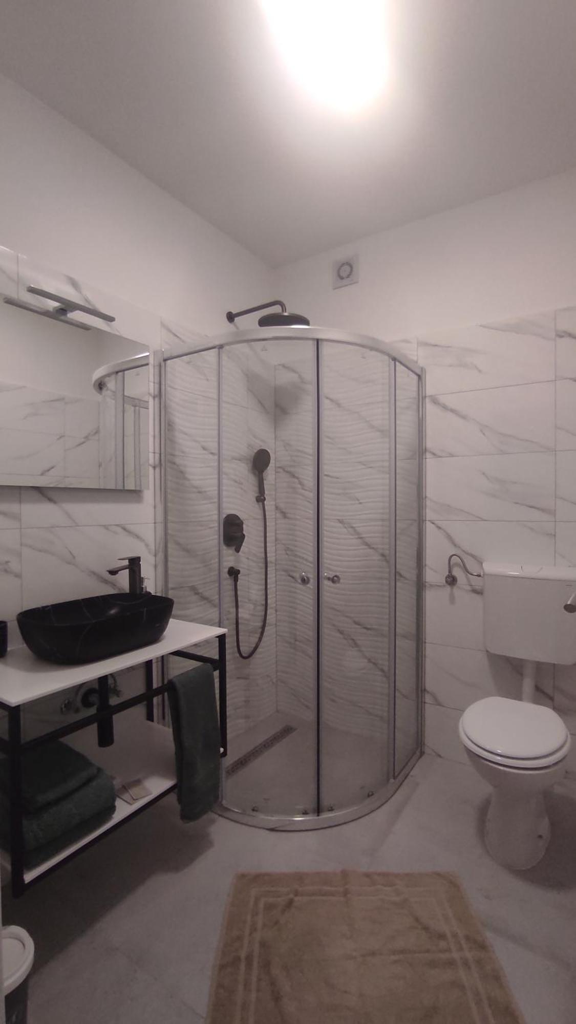 רובינייסקו סלו Apartment Nikolena מראה חיצוני תמונה